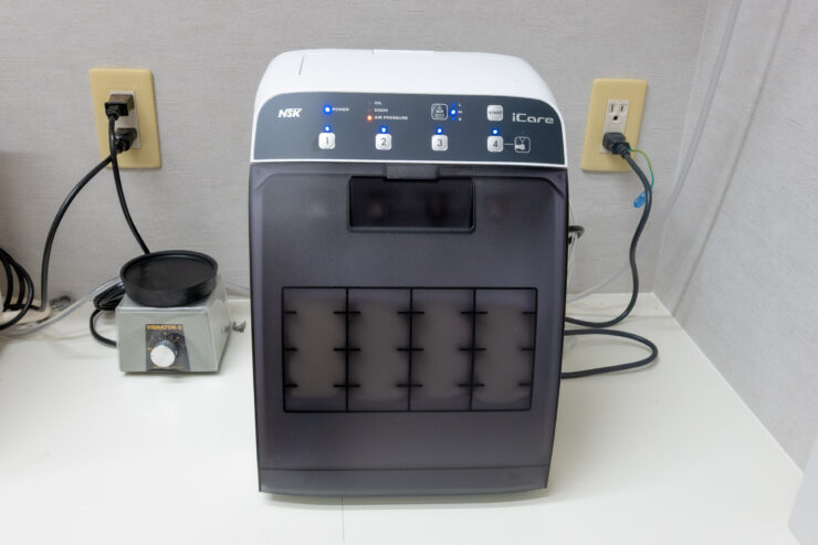 ハンドピース自動注油器